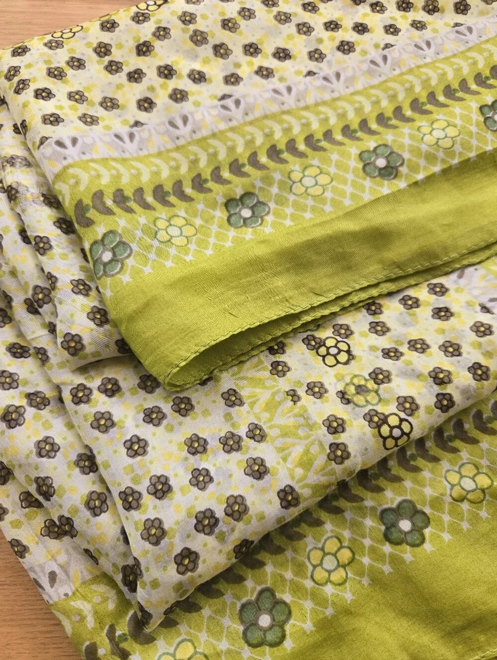 Sundance Catalog Chartreuse Green Ditsy Floral 100% Silk Square Scarf